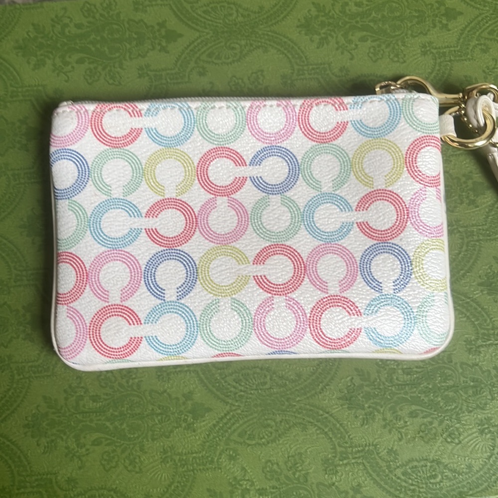 Coach Waverly Op Art Multi C Wristlet in Ivory - Picture 4 of 8